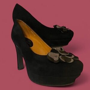 Earthies Suede Heels​